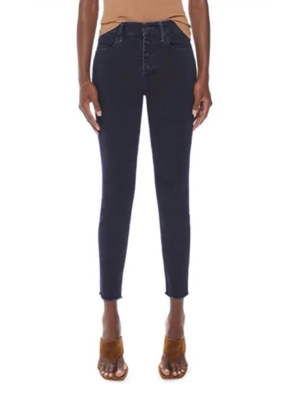 NWOT💝MOTHER The Pixie Ankle Fray Hem
Skinny Jeans in Holding Hands Size 29